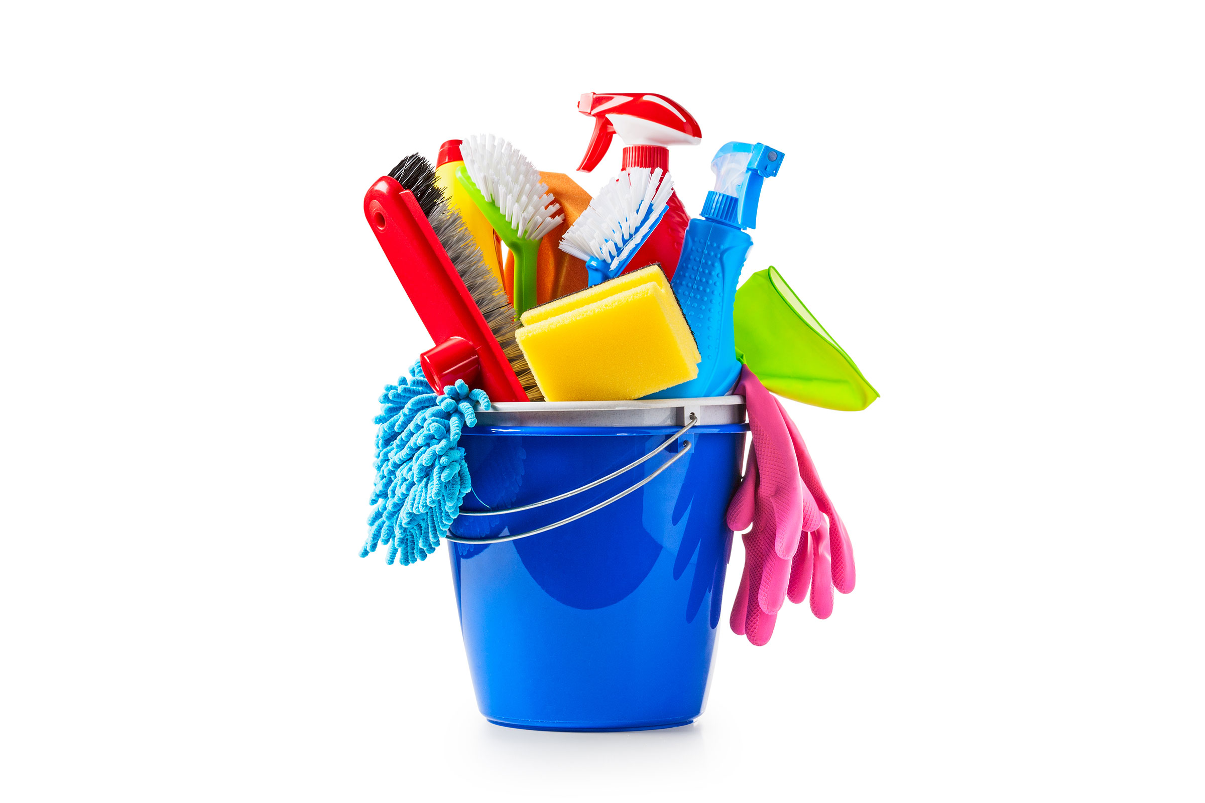cirQum-schulungen-reinigungsvalidierung Blauer Eimer mit diversen Putzutensilien.